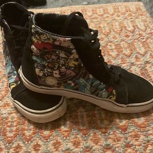 Alice and wonderland Vans!